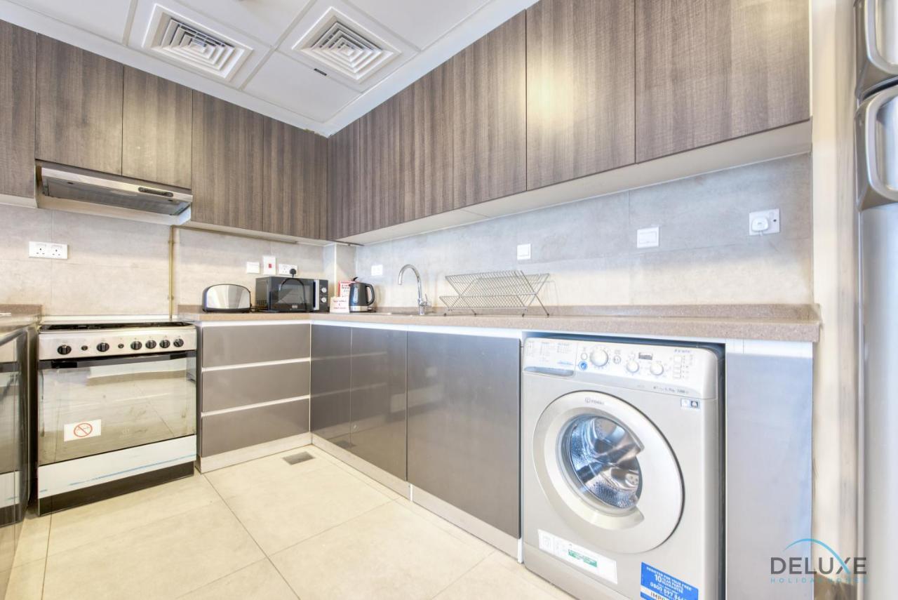 Splendid 2br In Victoria Residency Al Furjan By Deluxe Homes Apartment *